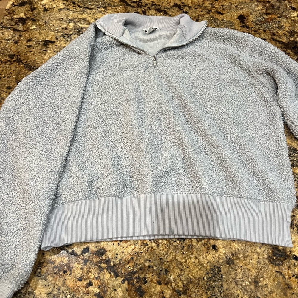 grey pullover